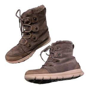 Sorel Suede Hiking Winter Warm Explorer Joan Gray Boots Size 7 Snow Traction